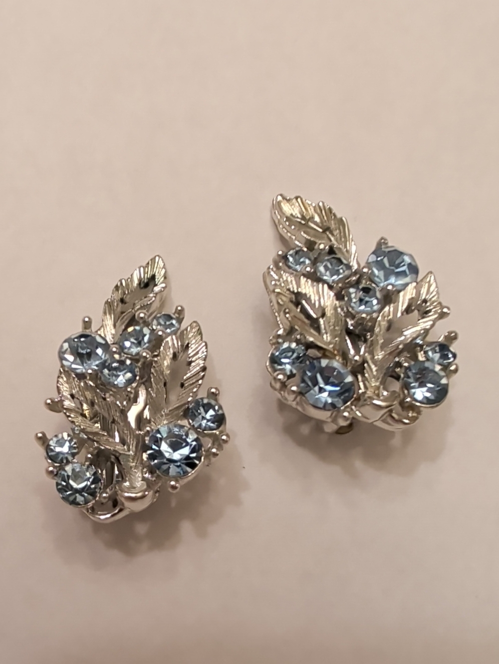Vintage Lisner Silver Leaf Clip On Earrings with Light Blue Stones